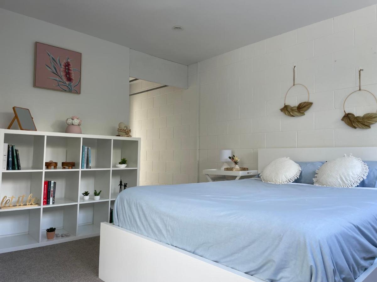 Family Friendly 3Br Flat - 3Min Walk To The Beach - Self Contained Auckland Dış mekan fotoğraf