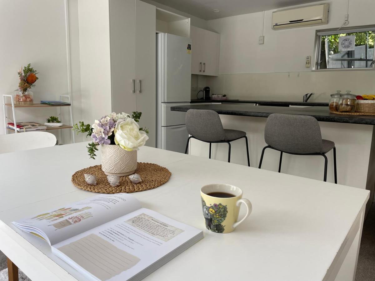 Family Friendly 3Br Flat - 3Min Walk To The Beach - Self Contained Auckland Dış mekan fotoğraf