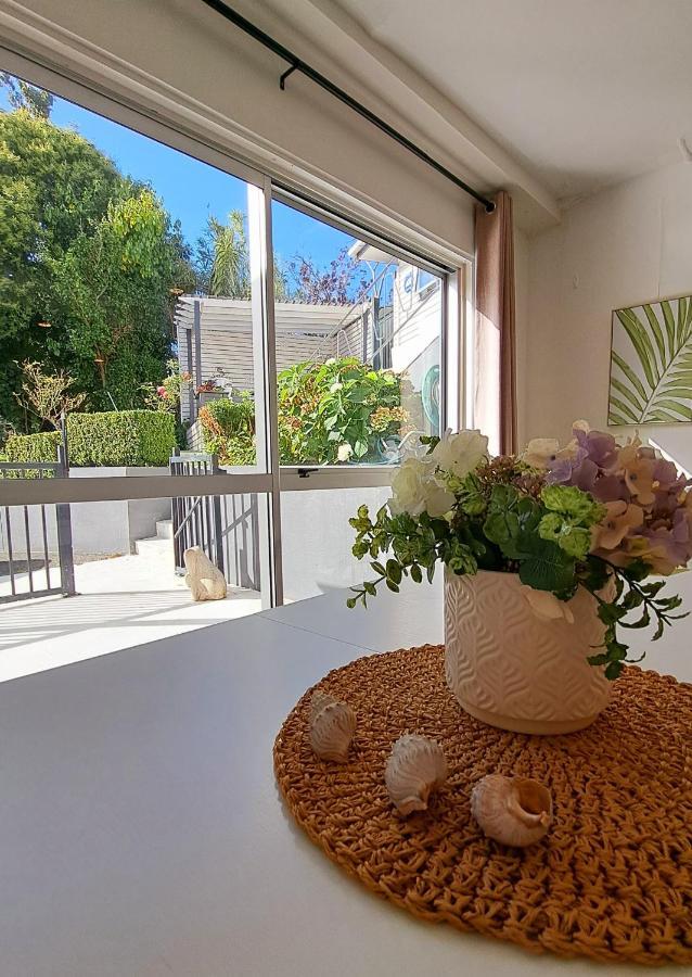 Family Friendly 3Br Flat - 3Min Walk To The Beach - Self Contained Auckland Dış mekan fotoğraf