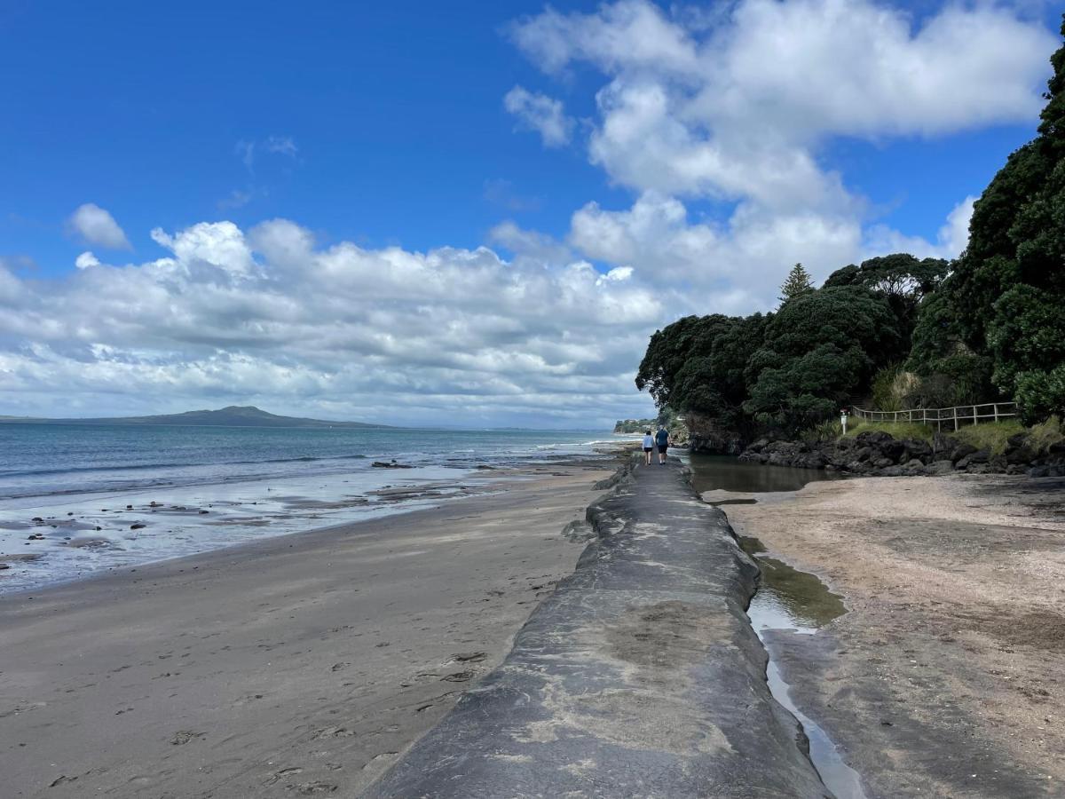Family Friendly 3Br Flat - 3Min Walk To The Beach - Self Contained Auckland Dış mekan fotoğraf