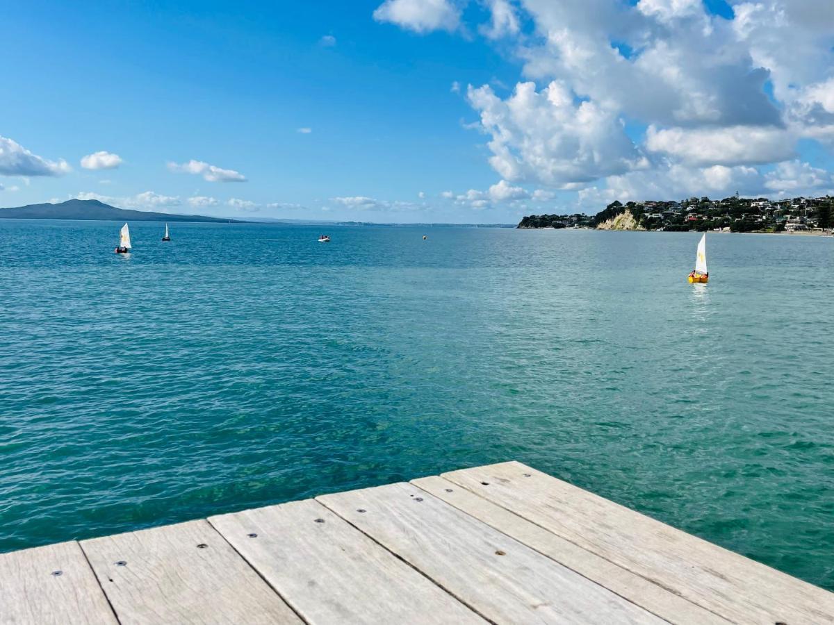 Family Friendly 3Br Flat - 3Min Walk To The Beach - Self Contained Auckland Dış mekan fotoğraf